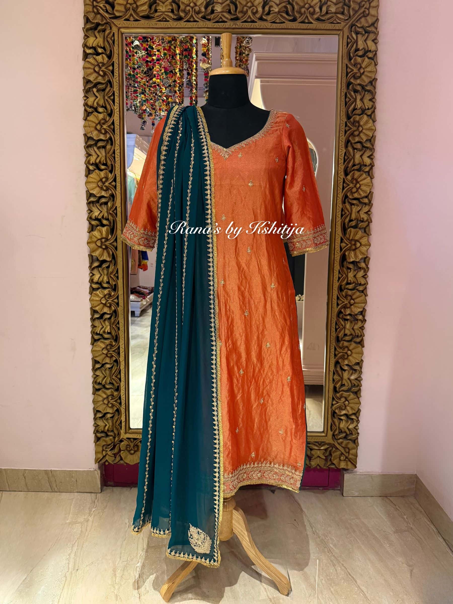 Pure Tissue Marodi Handworked Suit Set thumbnail 2