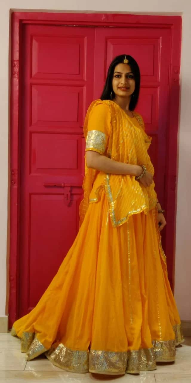 Yellow Rajputi Poshak - 80 Kali Lehenga thumbnail 9