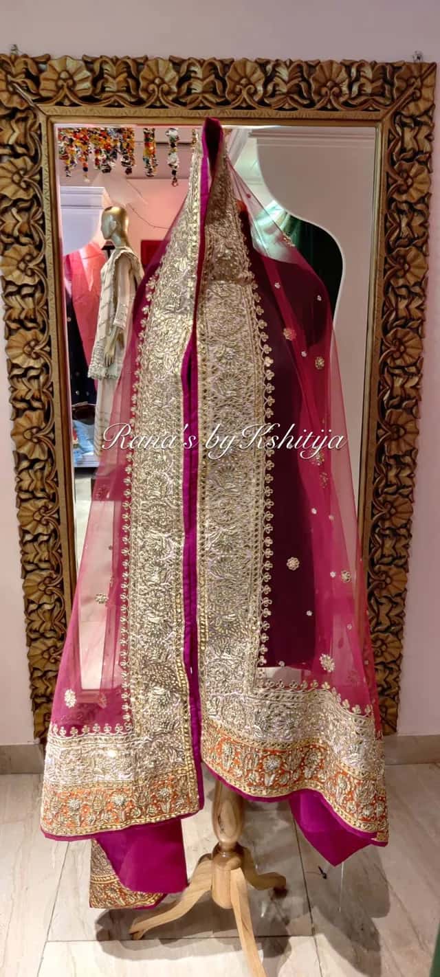 Magenta Double Pallu Border Rich Designed Dupatta - Image 1